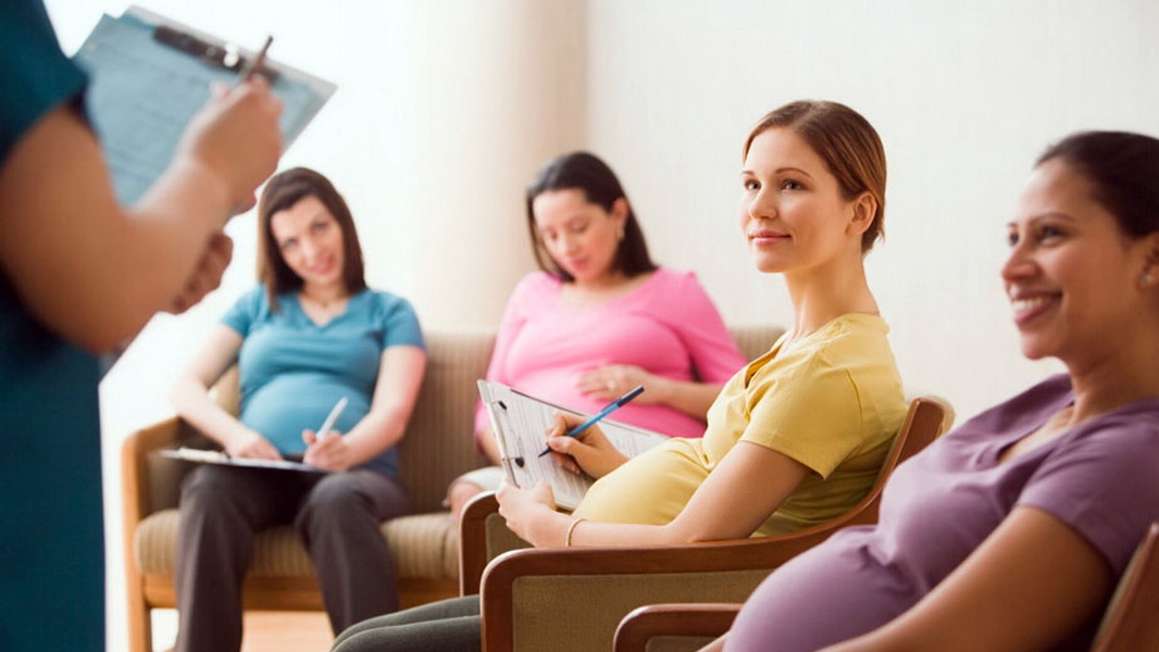 Школа матерей возобновляет свою работу в женской консультации Ступинской ОКБ